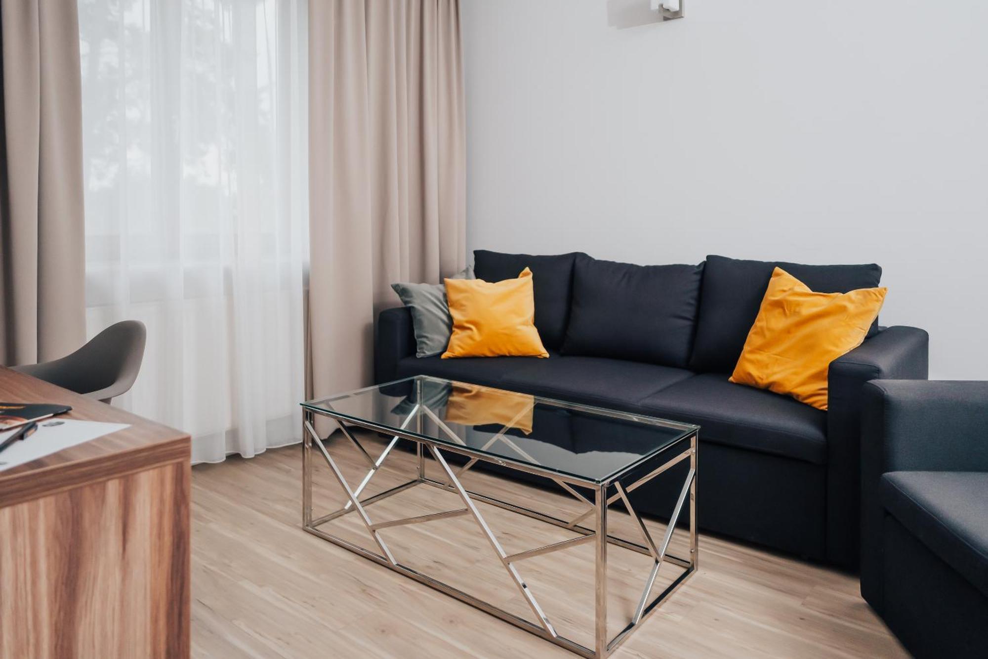 Hotel Sphinx Zabia Wola Экстерьер фото